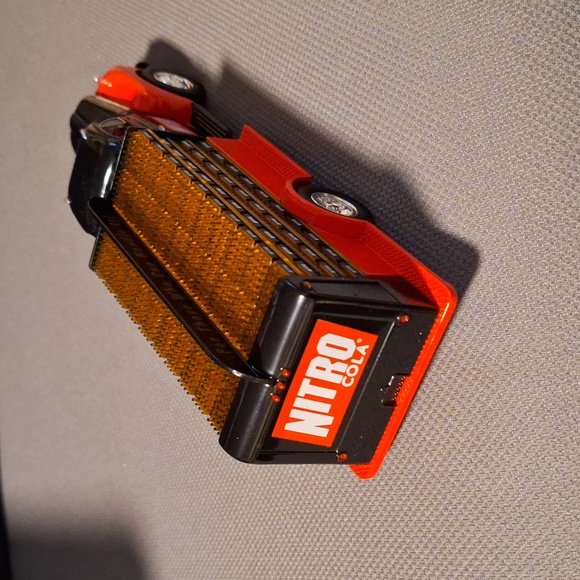 1951 Ford F-6 Bottler's Truck from Eastwood Automobilia. 1/34 Scale Die-cast. - Picture 8 of 9